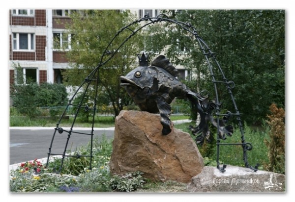 Памятник Золотой рыбке в Санкт-Петербурге, Россия