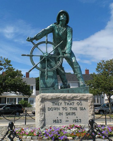 Памятник рыбаку в городе Gloucester (США)