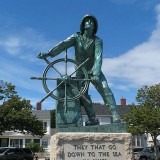 Памятник рыбаку в городе Gloucester (США)